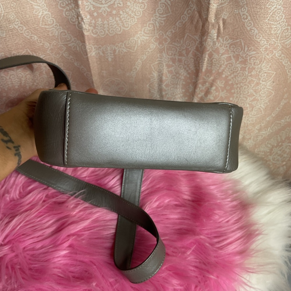 Y2K The Sak Pure Leather Grey Crossbody Bag - Picture 5 of 7